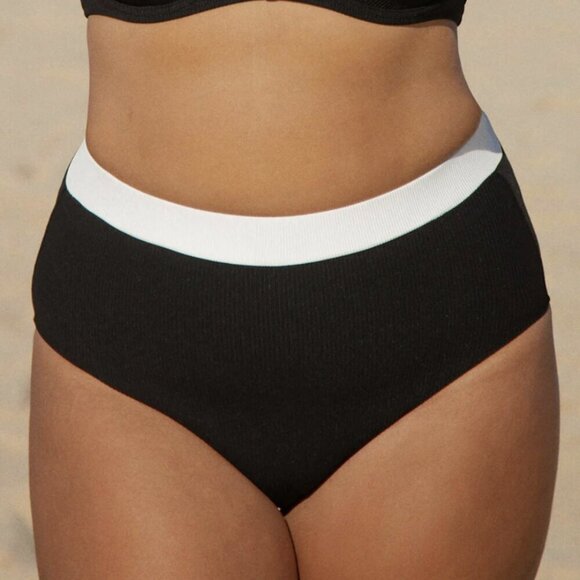Berlook Contrast Trim Plus Size Bikini Top and Bottom 55 - Picture 6 of 14